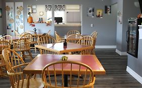 Coastal Inn - Kingfisher